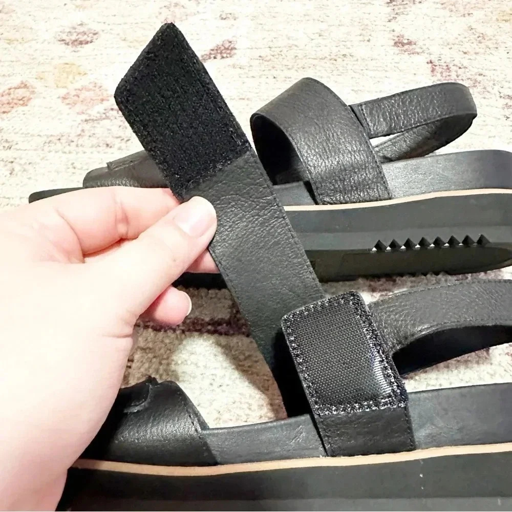 NWOT Eileen Fisher• Black Velcro Strap Sandals Size 9 - Picture 9 of 13
